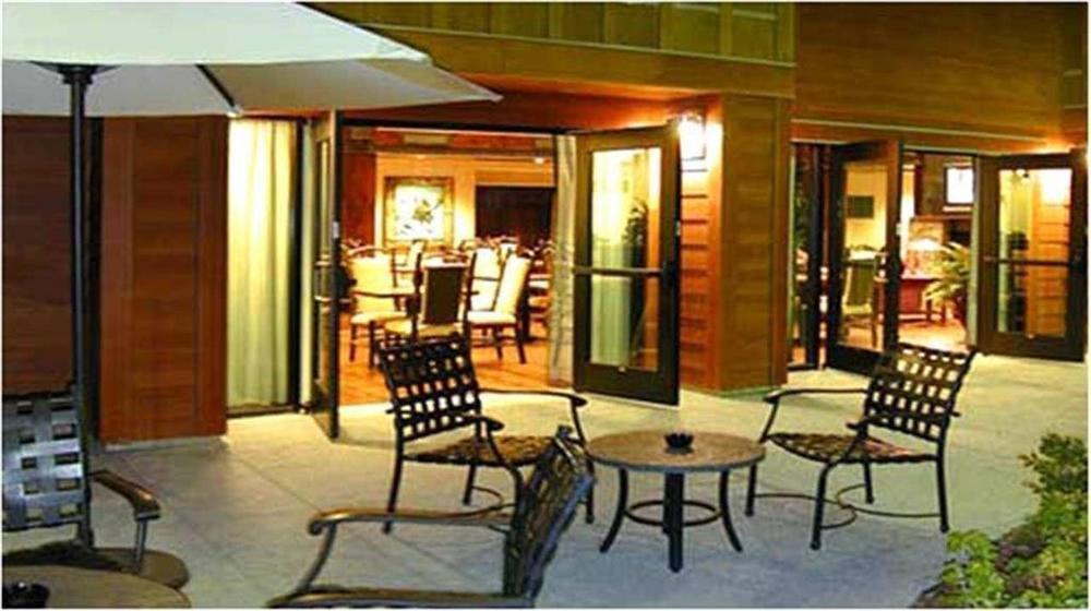 Martis Valley Lodge, Tapestry Collection By Hilton Truckee Restaurant photo