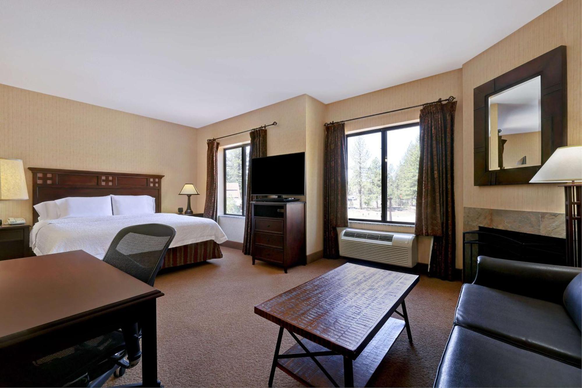 Martis Valley Lodge, Tapestry Collection By Hilton Truckee Exterior photo