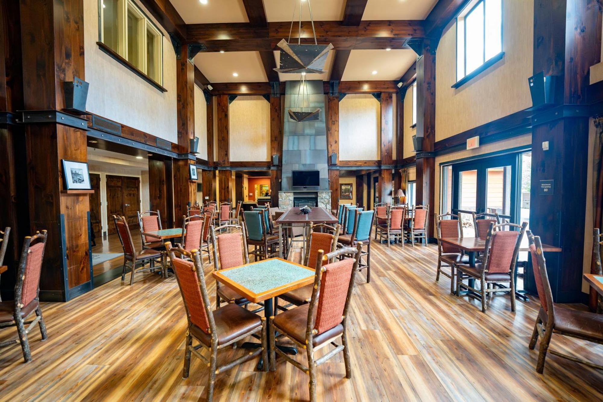 Martis Valley Lodge, Tapestry Collection By Hilton Truckee Exterior photo