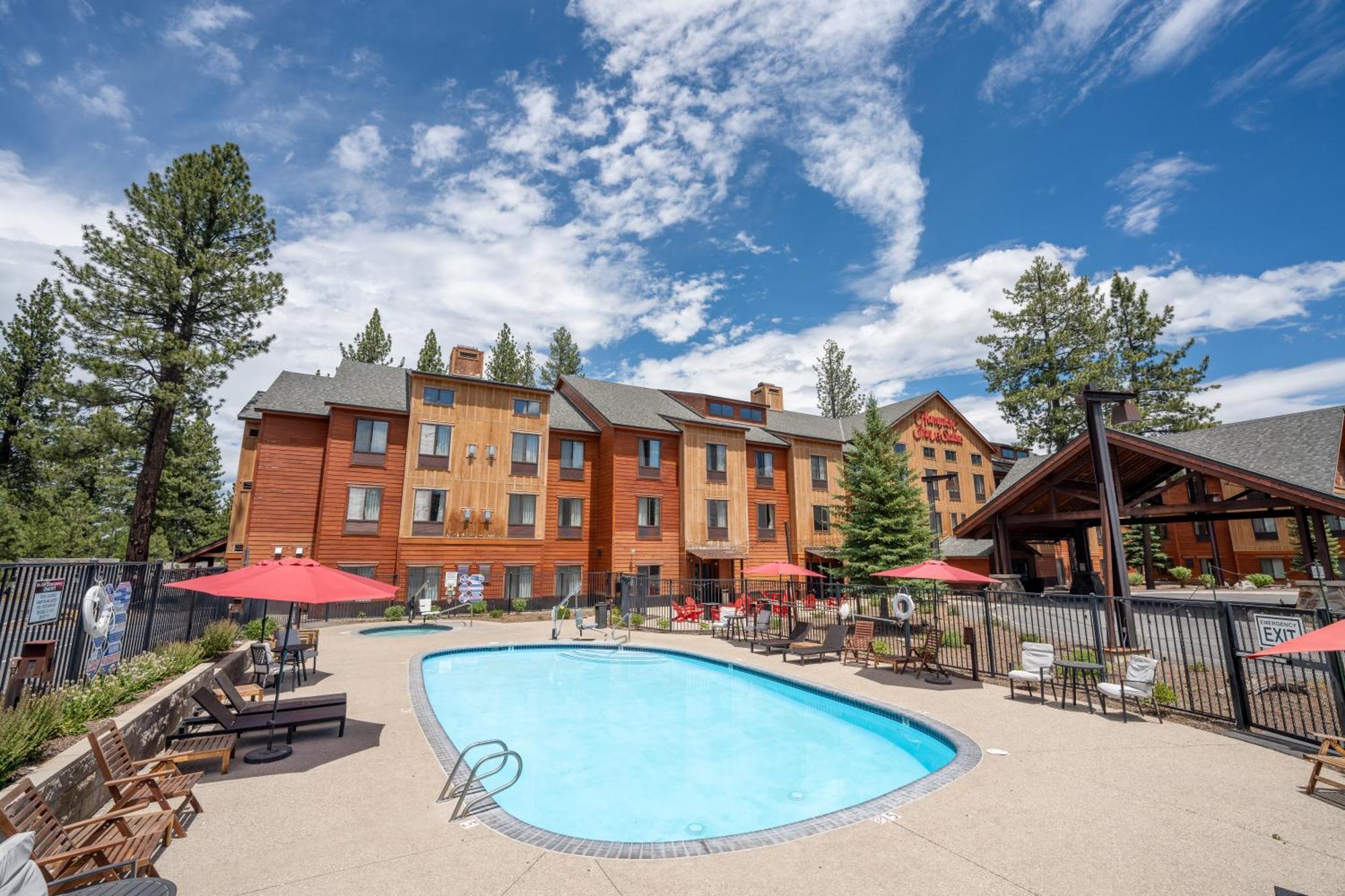 Martis Valley Lodge, Tapestry Collection By Hilton Truckee Exterior photo