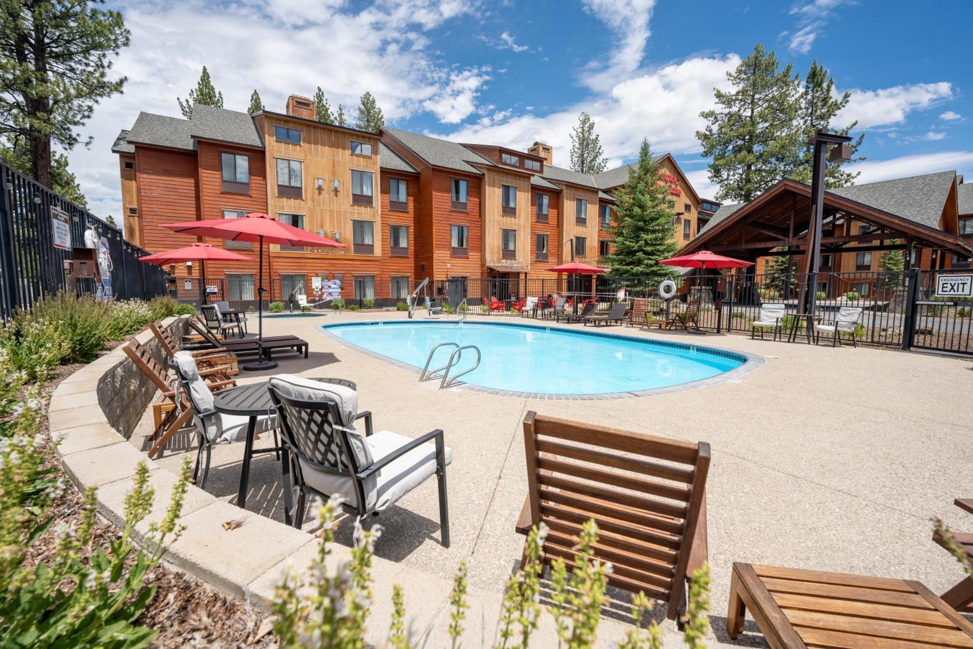 Martis Valley Lodge, Tapestry Collection By Hilton Truckee Exterior photo