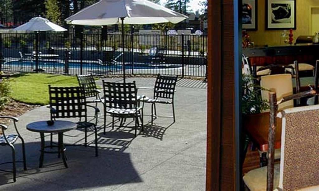 Martis Valley Lodge, Tapestry Collection By Hilton Truckee Restaurant photo
