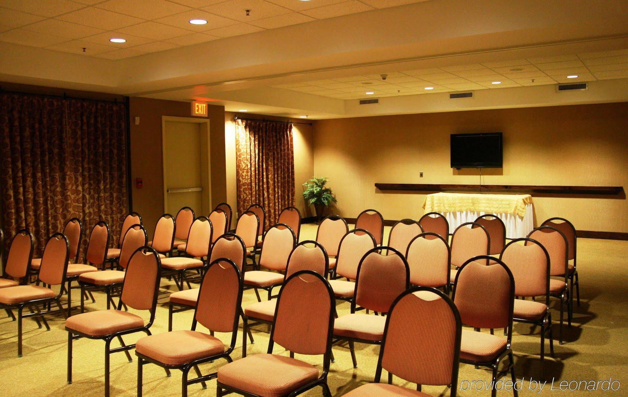 Hampton Inn & Suites Tahoe-Truckee Facilities photo